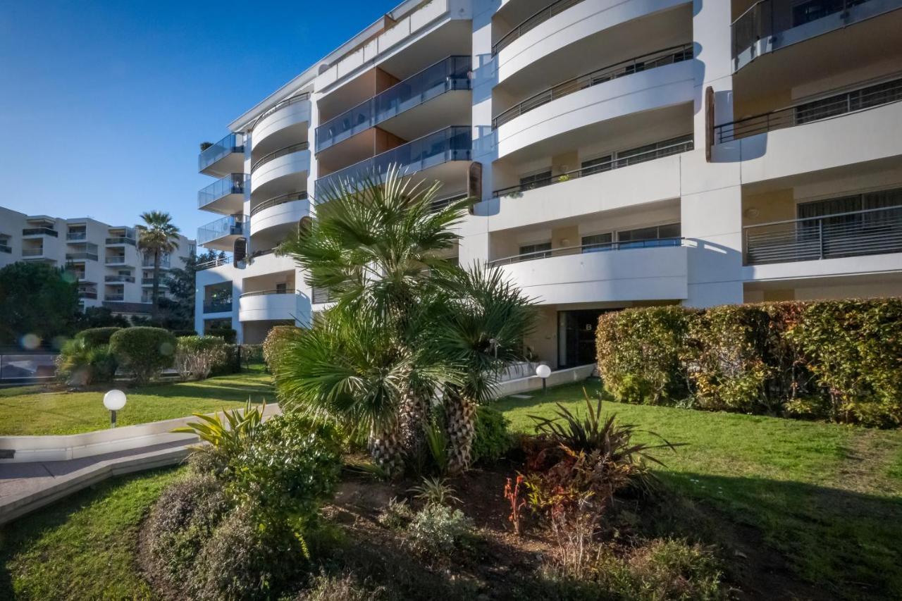 Nemea Appart Hotel Le Lido Cagnes Sur Mer Eksteriør billede