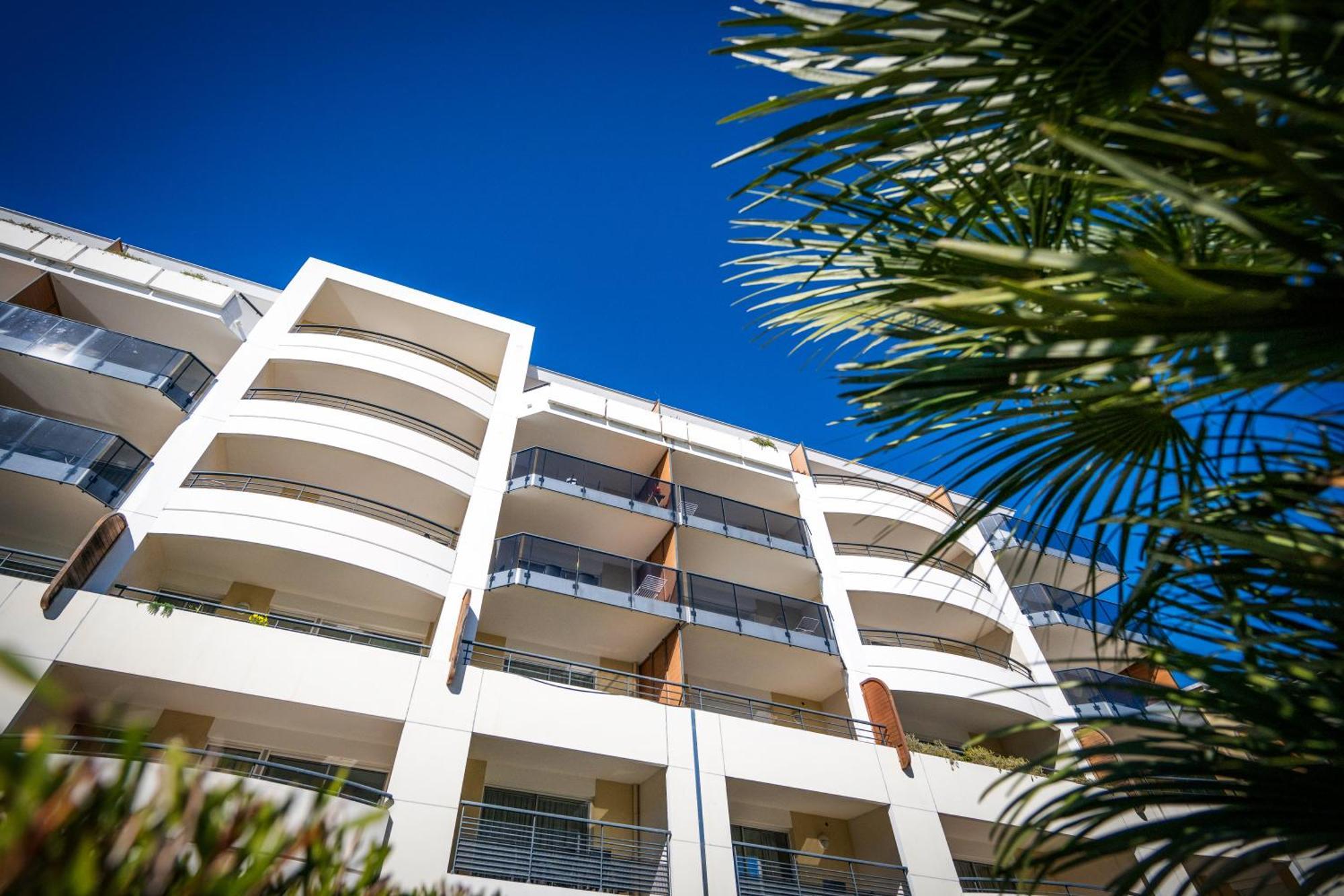 Nemea Appart Hotel Le Lido Cagnes Sur Mer Eksteriør billede