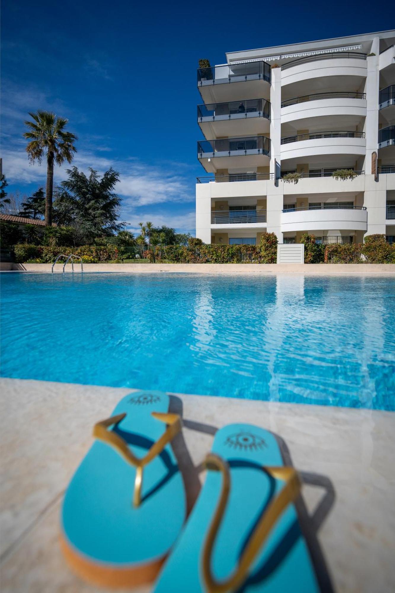 Nemea Appart Hotel Le Lido Cagnes Sur Mer Eksteriør billede