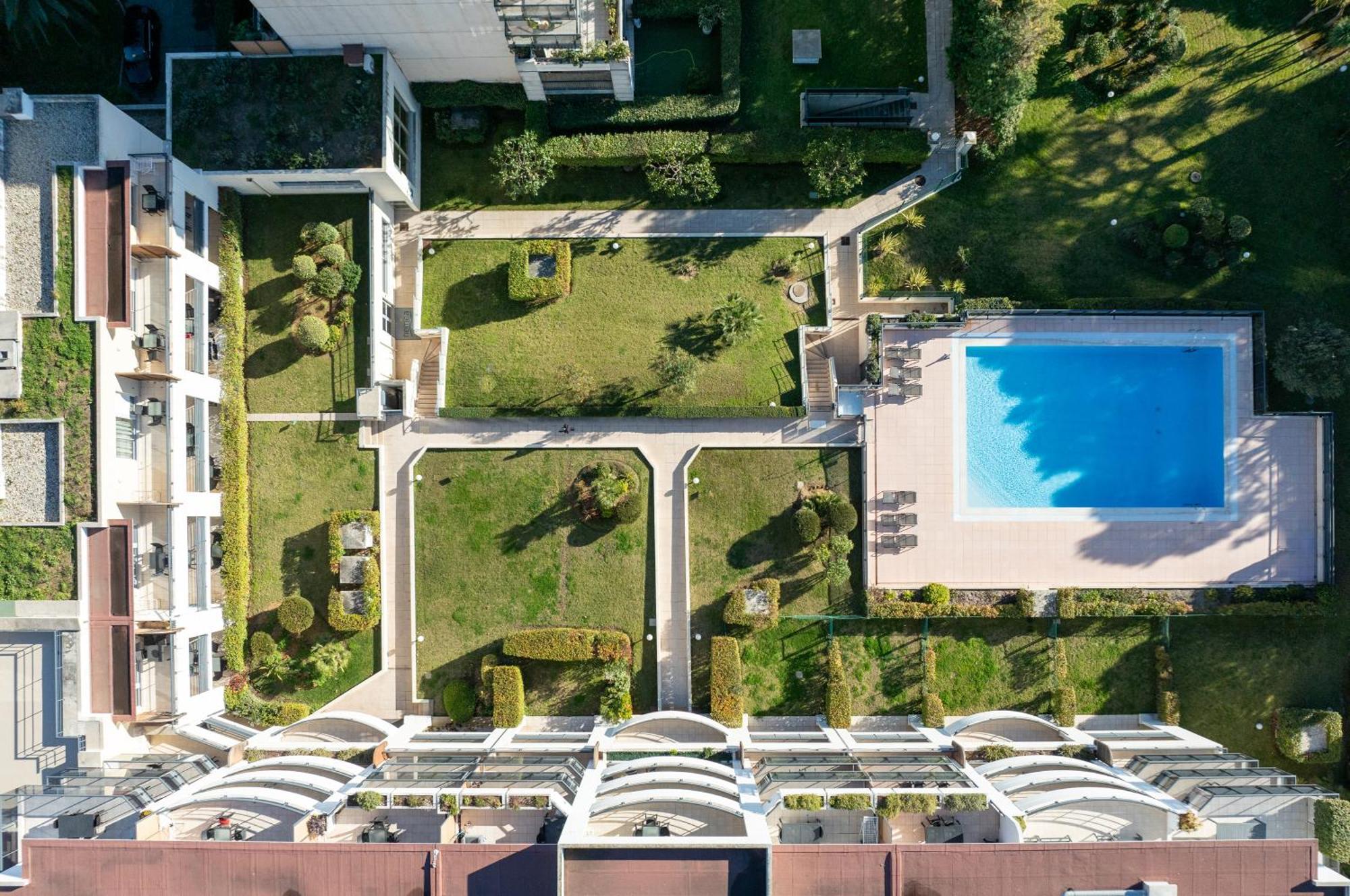 Nemea Appart Hotel Le Lido Cagnes Sur Mer Eksteriør billede
